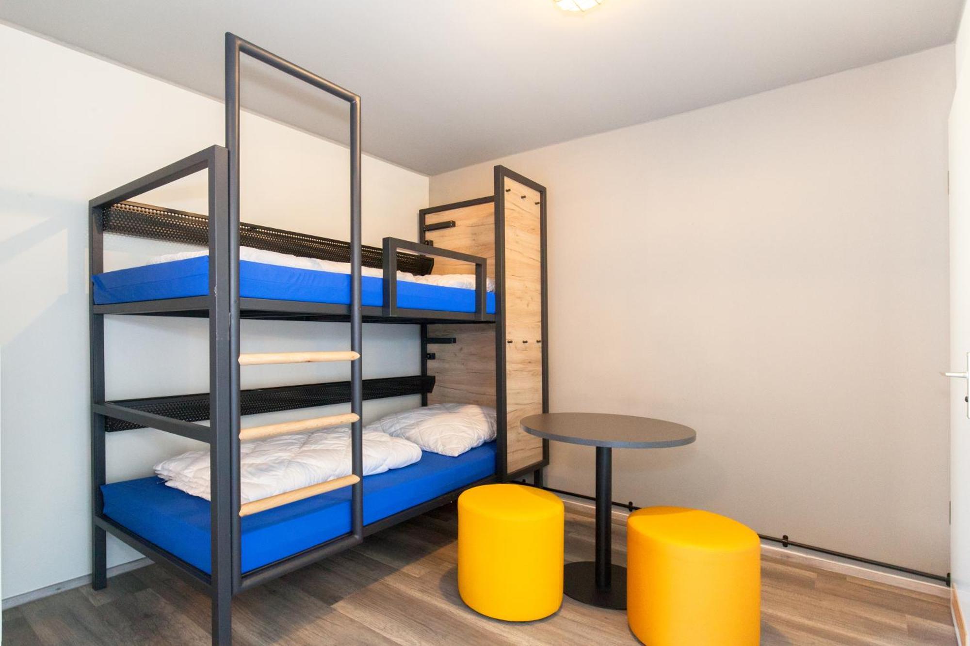 Bed 6-Bed Mixed Dormitory Room